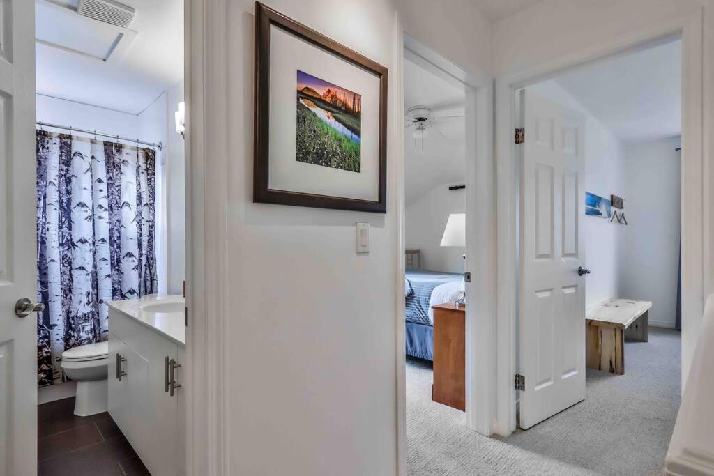 Apartamento Big Mountain Views - Bright 2-Story Corner Unit Canmore Exterior foto